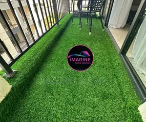 Installed Tur Green Grass Carpet