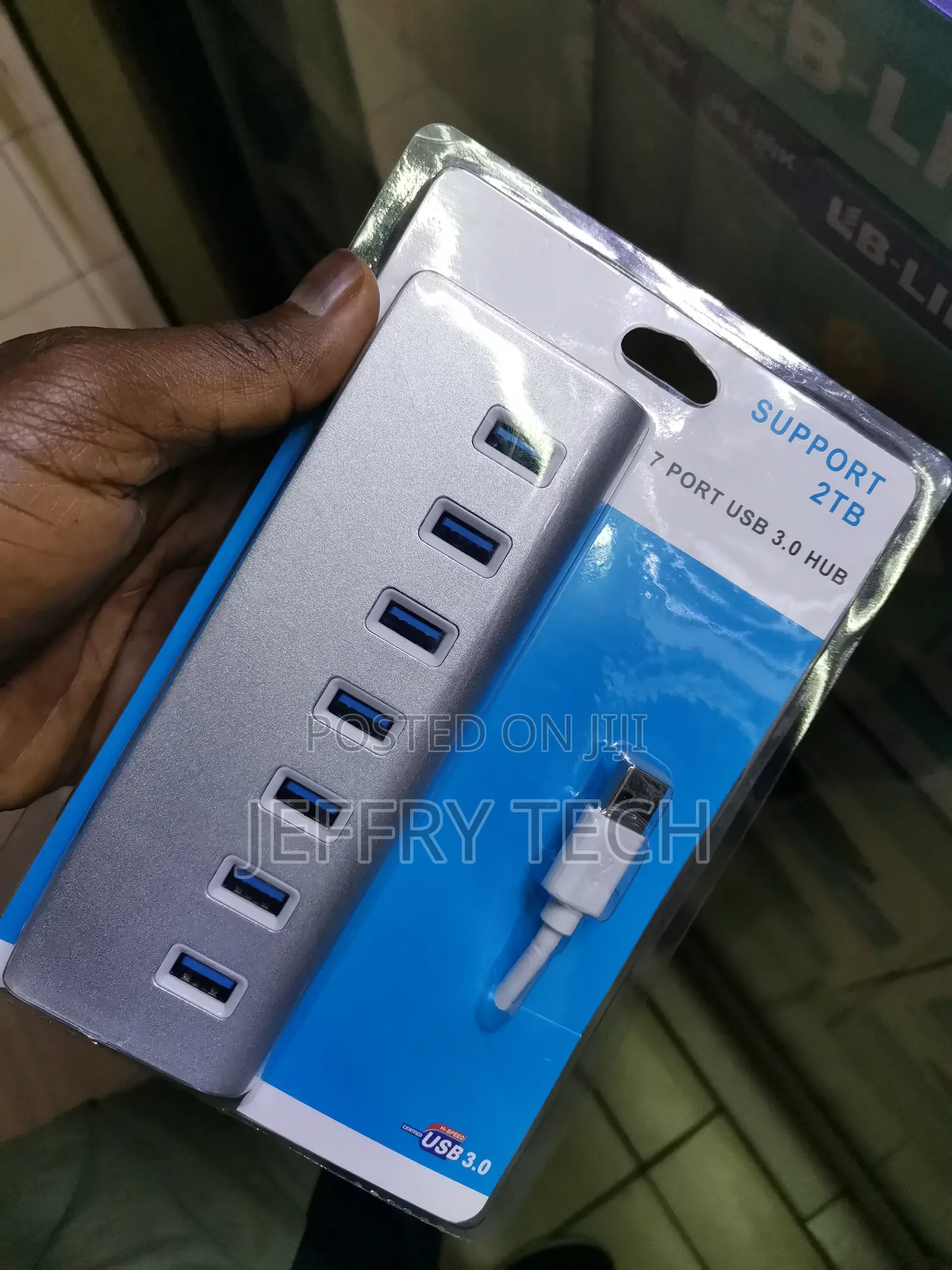 Usb Type a 7 Port Hub With Power Delivery