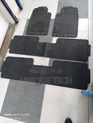 7-Seater Rubber Car Floor Mats ,Easy to Clean Fit