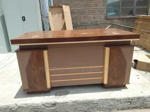 Executive Desks; 1400mm Imported Office Table With Drawers