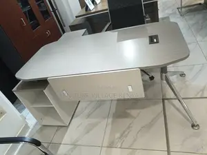 Office Desk, L-Shaped Modern Executive Office Table