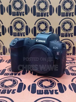 Canon Eos R Mirrorless Camera