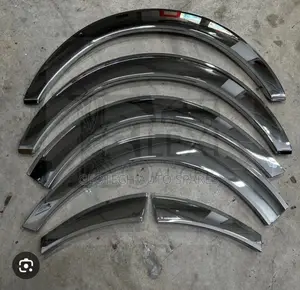 Toyota Hiace 7l Wheel Flares Chrome Moulding