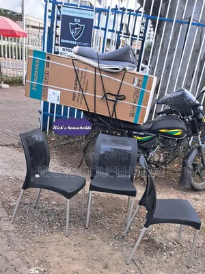 Bruno Plastic Chairs, Plastic Chairs With Metal Tube Legs