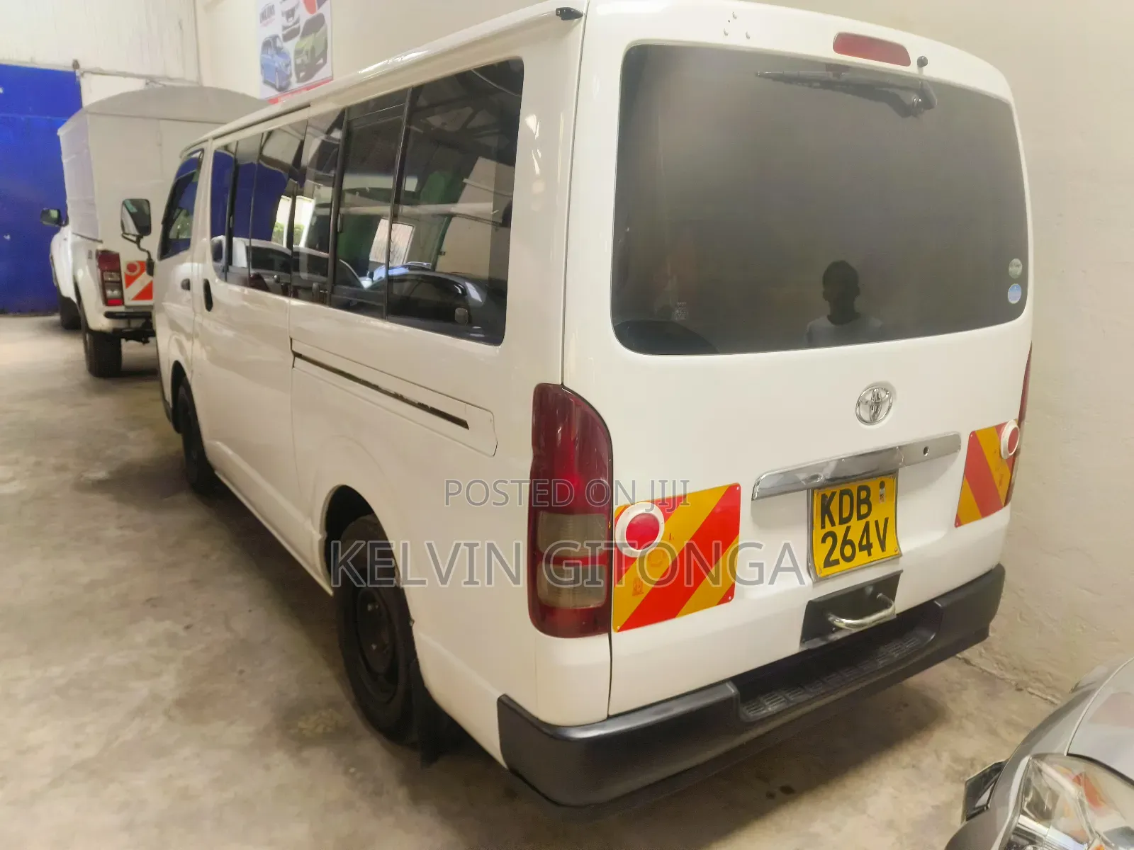 Toyota HiAce 2015 White