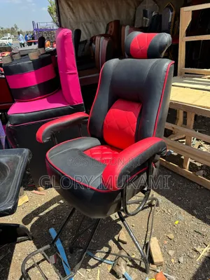 Red Black Kinyozi Chair