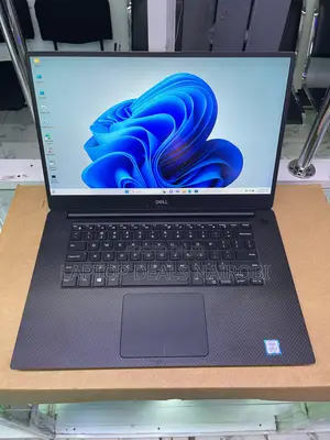 Laptop Dell Latitude 5530 32GB Intel Core I7 SSD 512GB