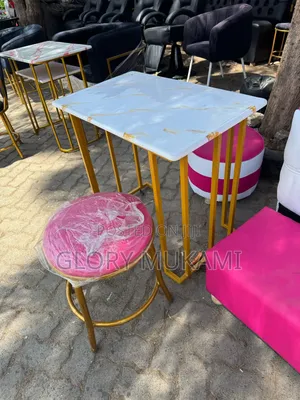 Pink Puff Manicure Stool / Pedicure Stool