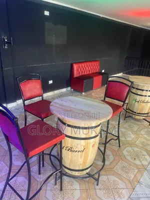 High Bar Restaurants And Bar Chairs Red