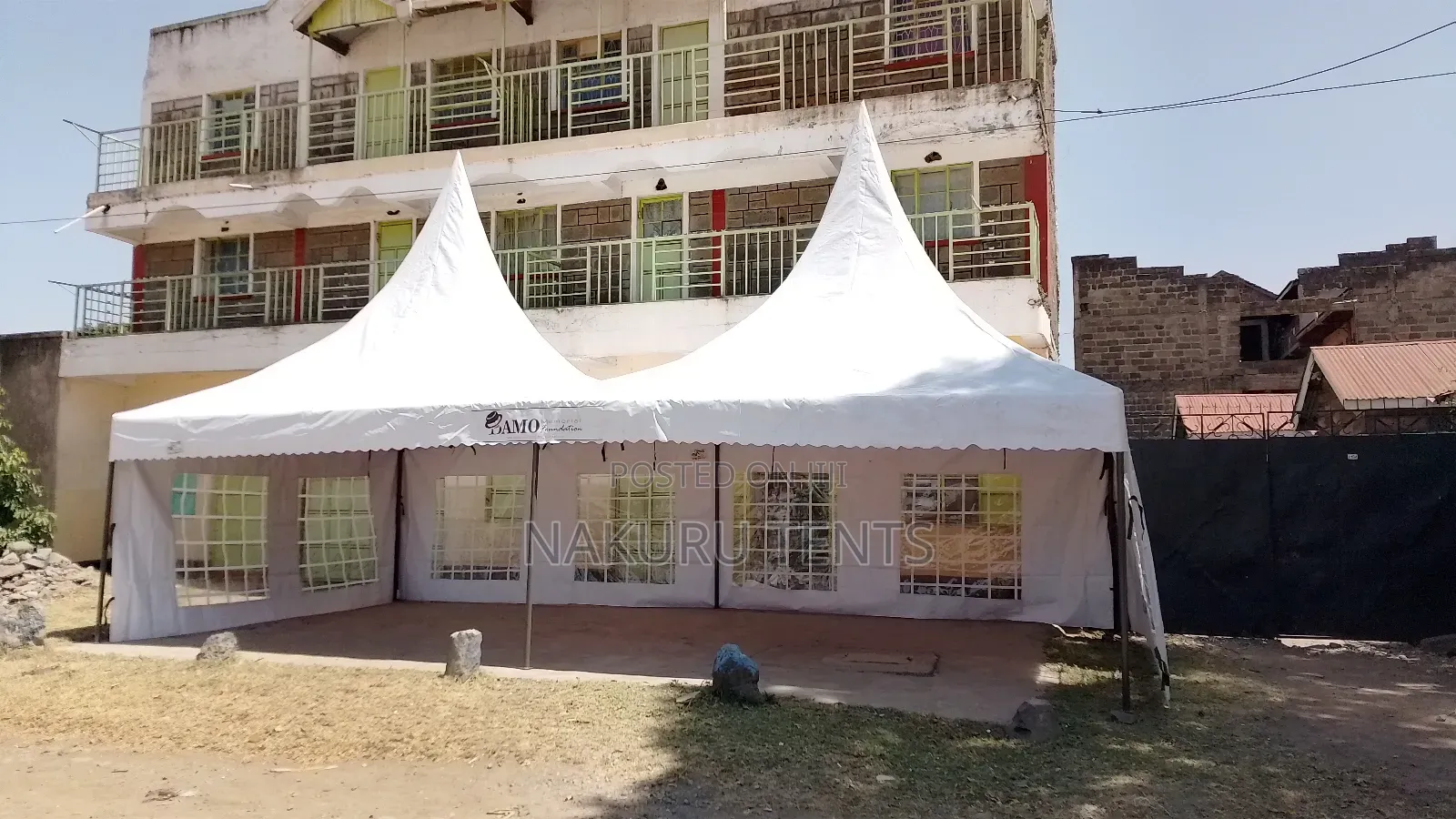 100 Seater 2-Peak Tent