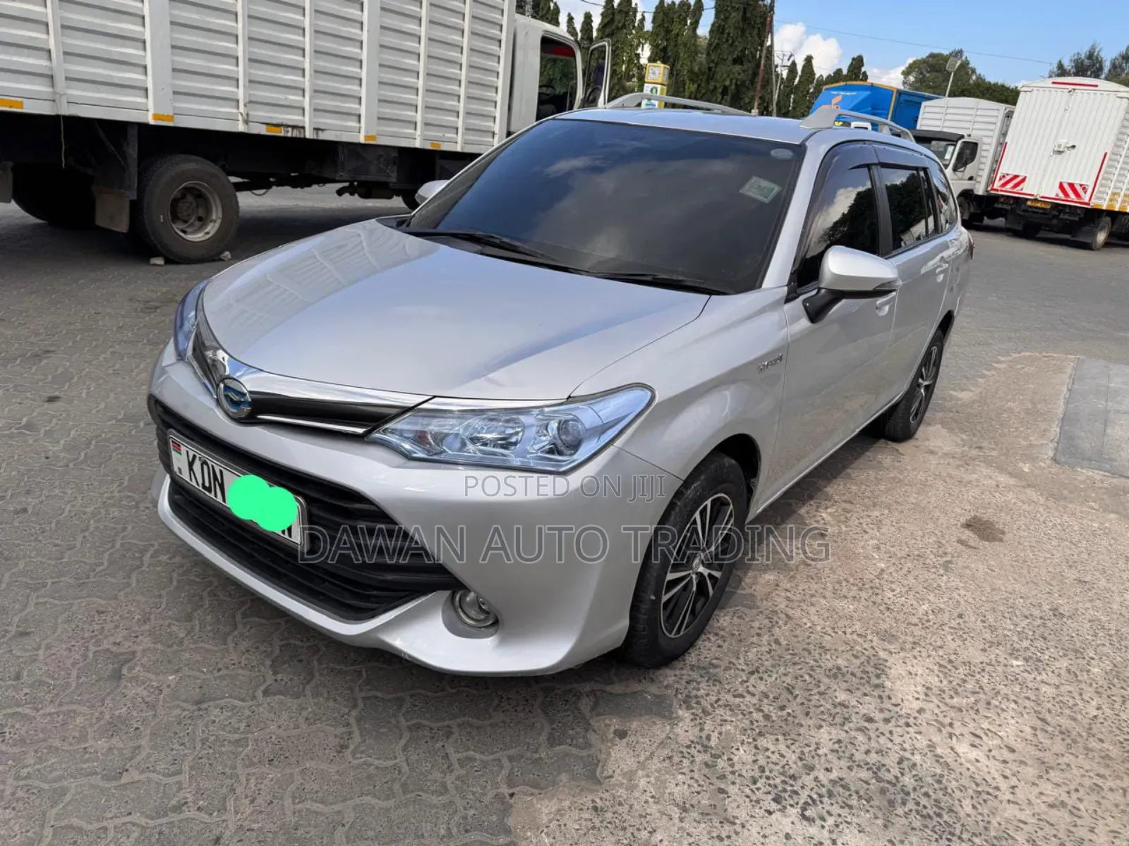 Toyota Corolla Fielder 2016 Silver