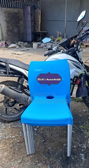 People's Plastic Chairs Plastic Chairs That Offer Comfort