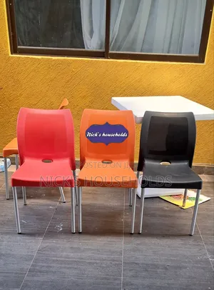 3 Colour's Plastic Chairs, Plastic Chairs of MTL Legs