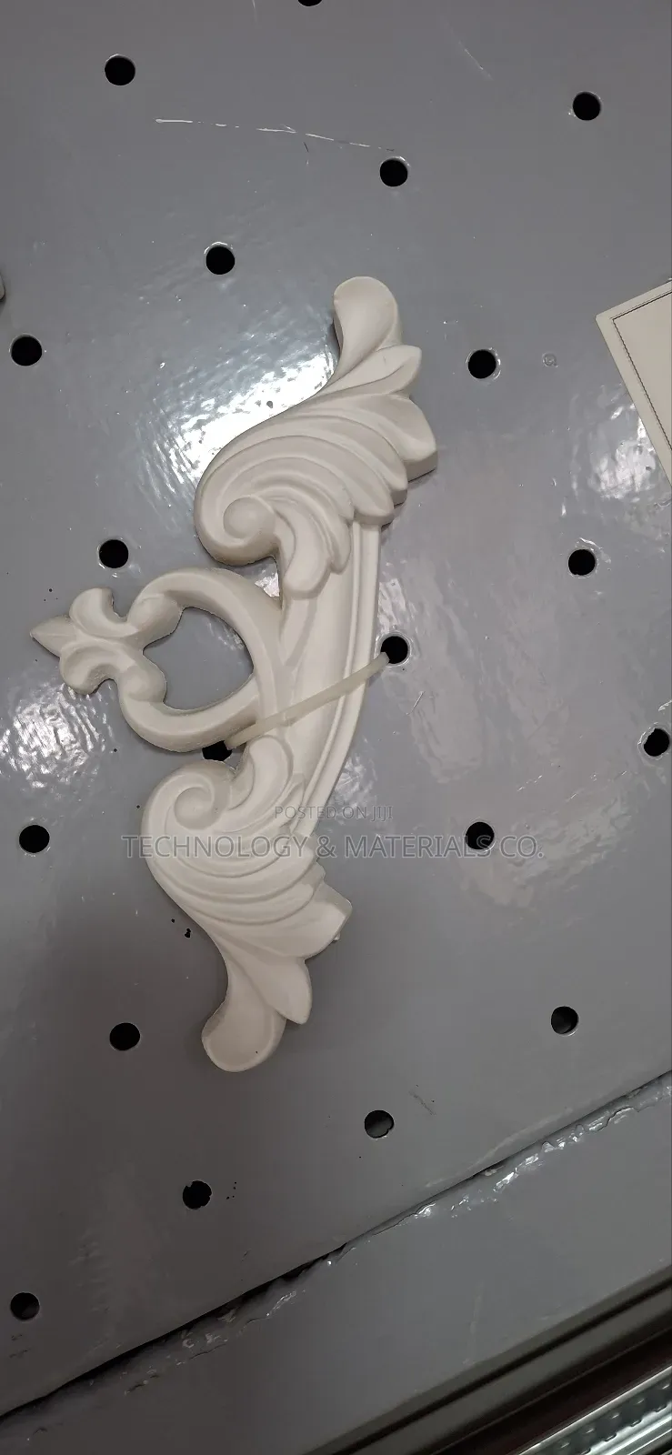 Wainscoting Flowers