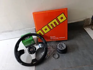 Momo Steering Wheel With Boss Kit Adapter