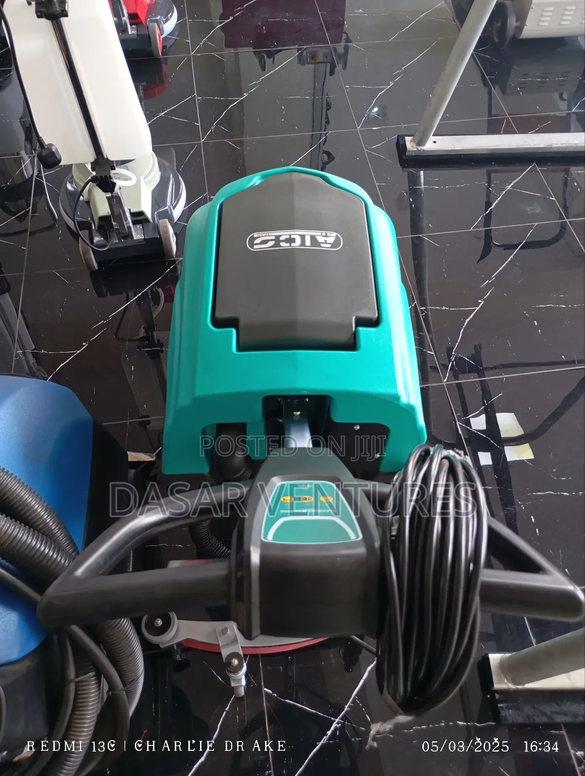 Automatic Floor Scrubber/ Carpet Cleaner