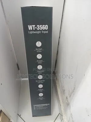 Light Weight Weifeng Wt-3560 Tripod.