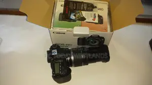 Canon Eos 60d Digital SLR Camera With Ef-S 18-200mm Lens