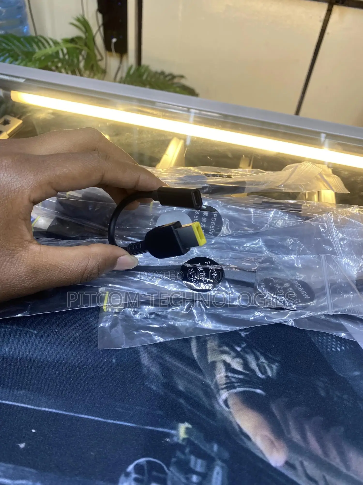 Type-C to Lenovo Charging Cable
