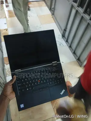 Laptop Lenovo ThinkPad X390 Yoga 16GB Intel Core I7 SSD 512GB