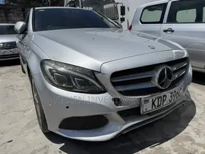 Mercedes-Benz C200 2017 Silver
