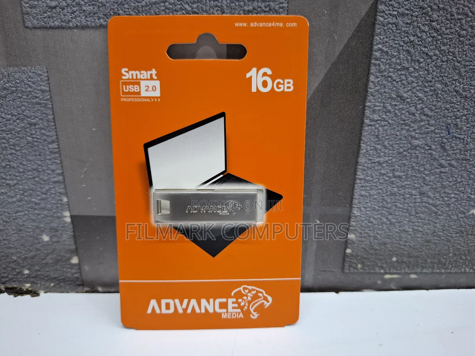 Advance 16gb Usb 2.0 Smart Flash Drive