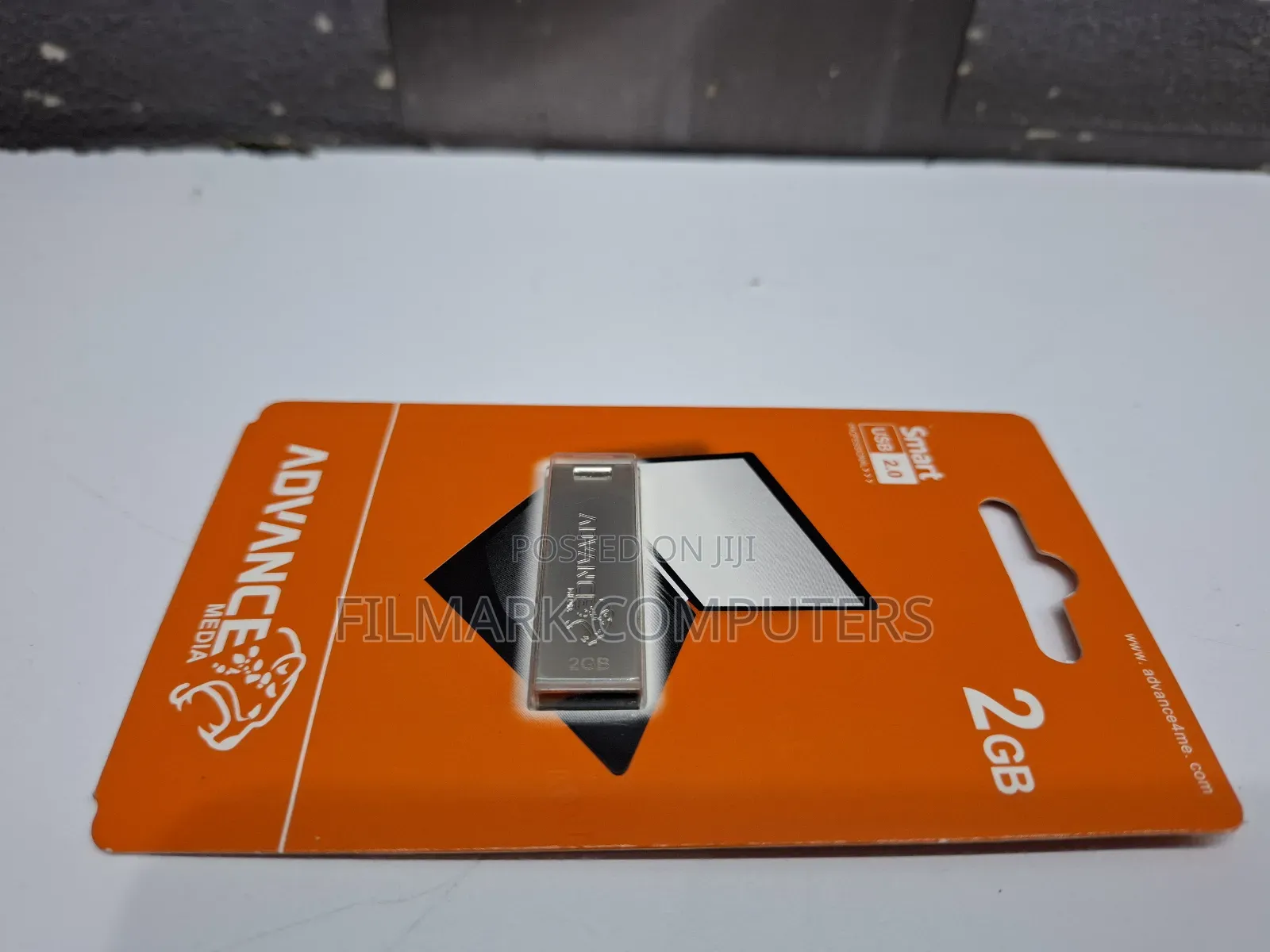 Advance 2gb Usb 2.0 Smart Flash Drive