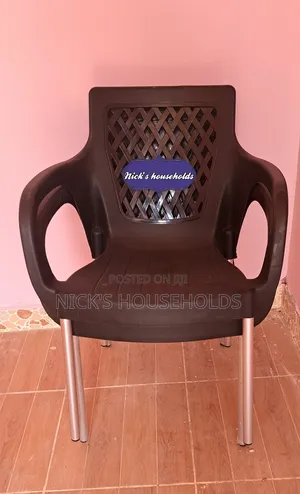 Blacky Plastic Chairs With Metal Silver Legs WTH Arms