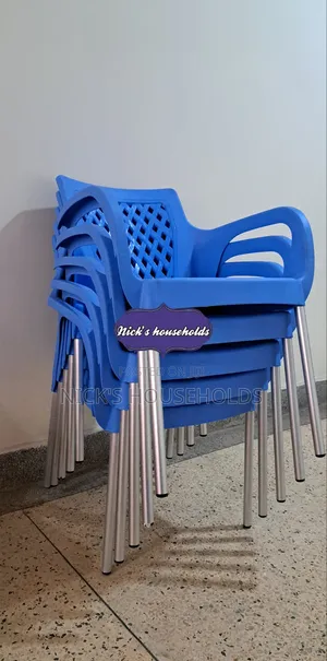 Executive Plastic Chairs , Chairs With Arms