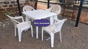 Square Plastic Table With 4 Plastic Chairs
