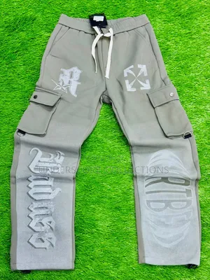Gray Cargo Pants With Graffiti
