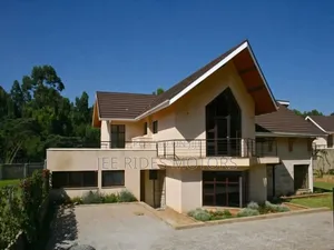 Furnished 5bdrm Maisonette in Miotoni Karen, Nairobi Central for sale