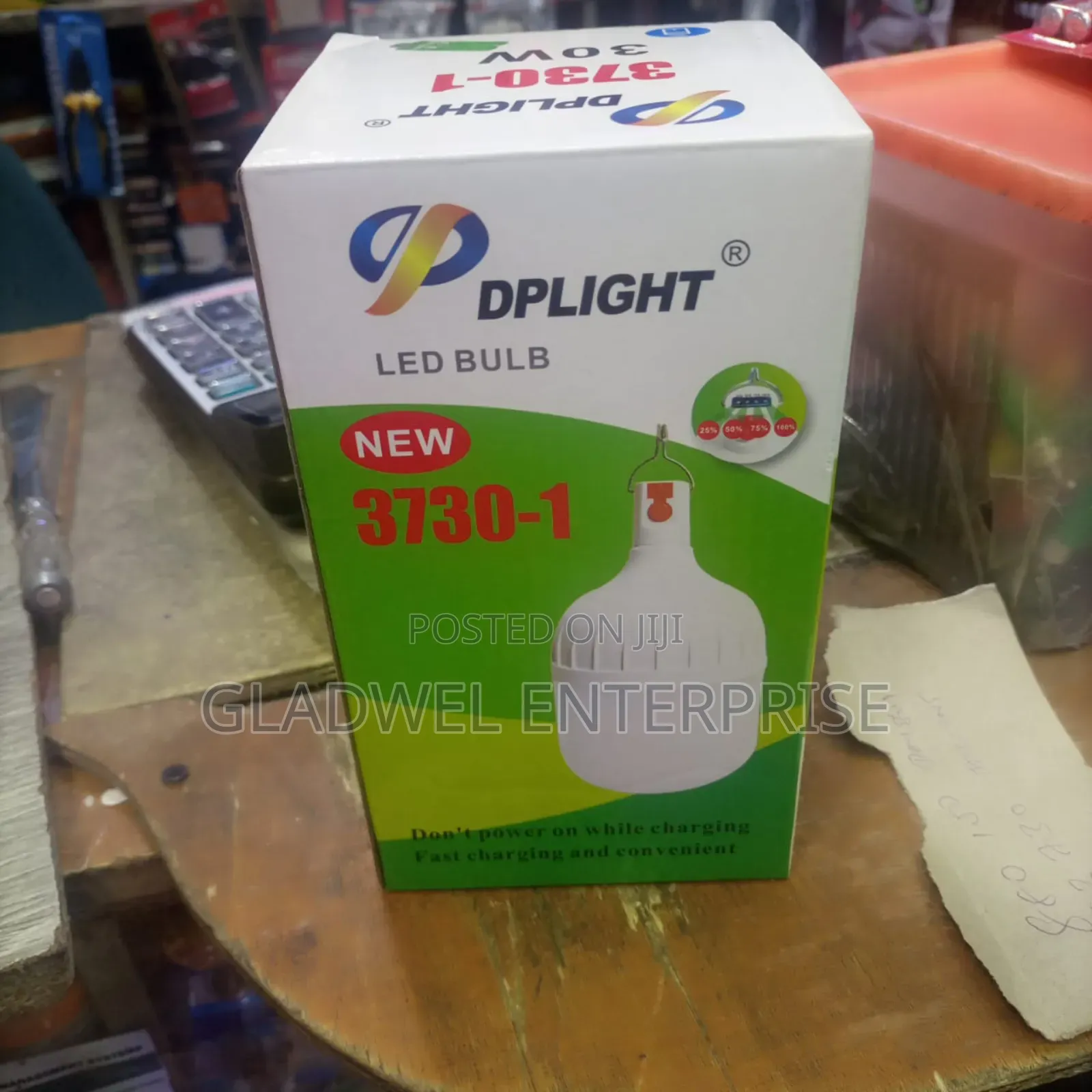 Best Quality Rechargeable Bulb With Quality Light