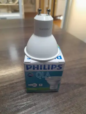 4.7w Phillips Gu10 Bulb