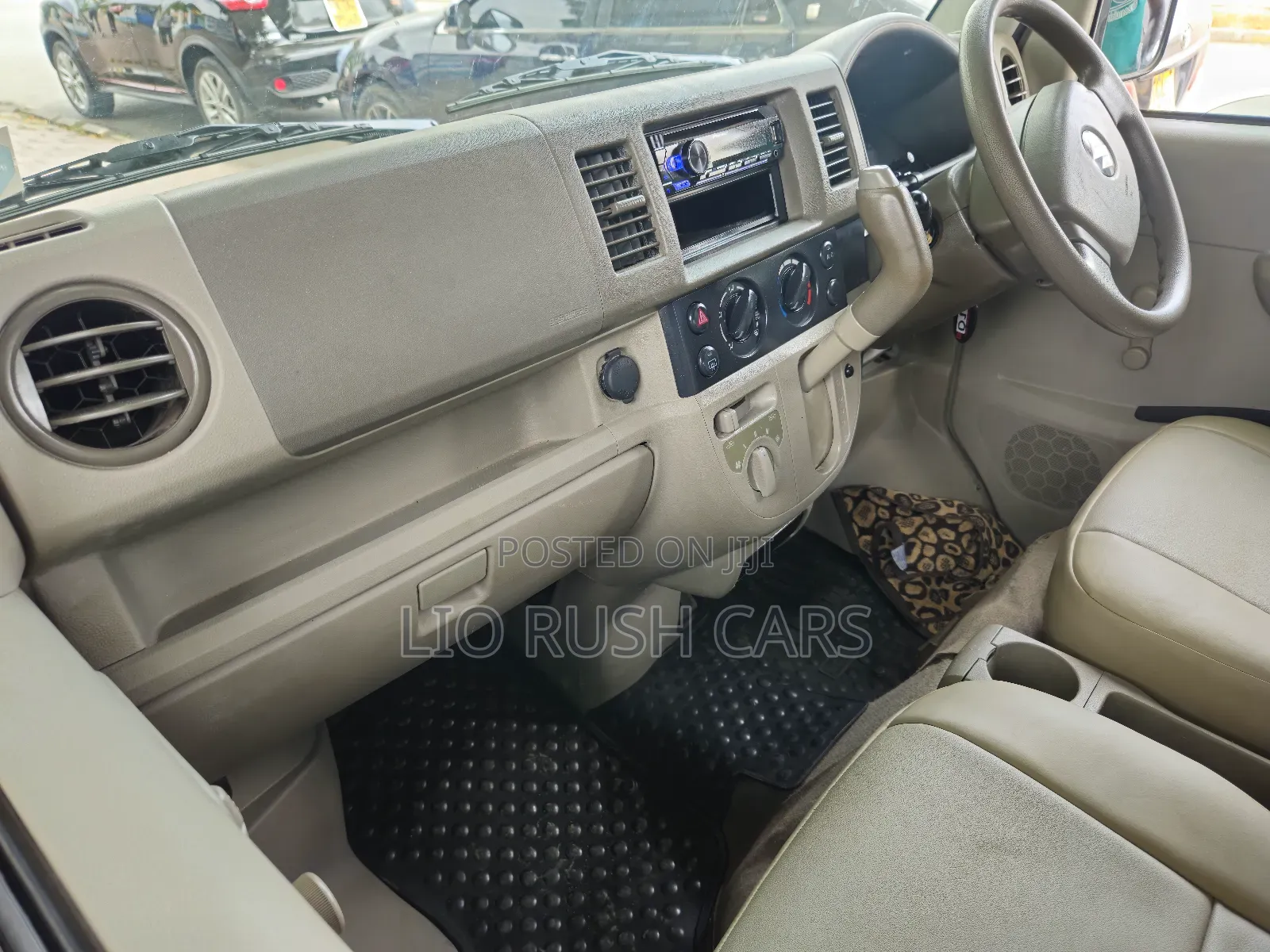 Suzuki Every 2015 White