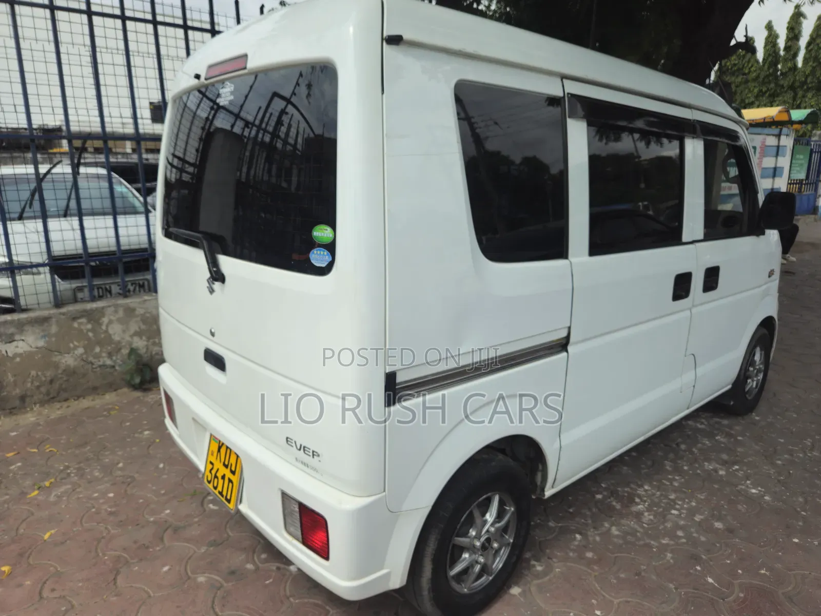 Suzuki Every 2015 White