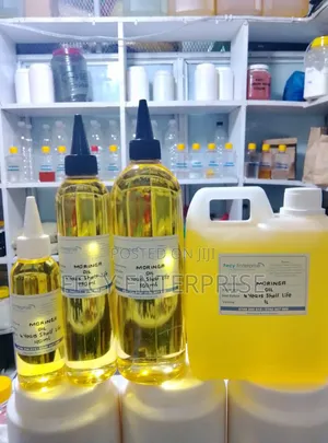 Moringa Oil – (100% Natural Cold-Pressed) Pure Organic Carrier Oil