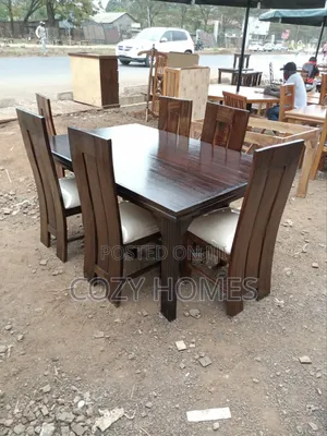Dining Table, a Superfluous 6 Seater Dining Aet