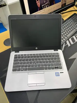 Laptop HP EliteBook 820 G4 8GB Intel Core I5 SSD 256GB