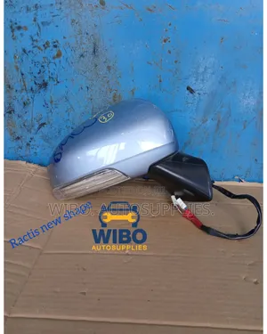 Toyota Ractis 2012 Onwards Side Mirror