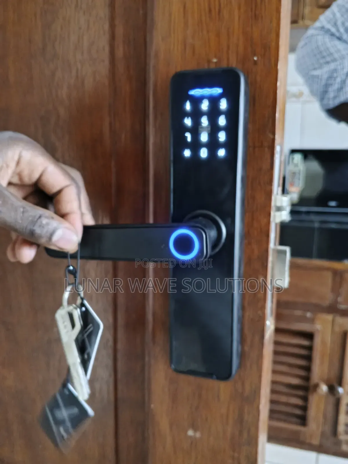 Smartlock Automatic Fingerprint and App Smartlocks