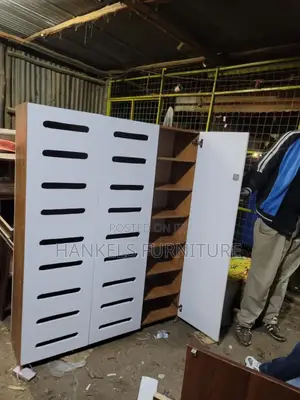Modern Classic Shoe Rack