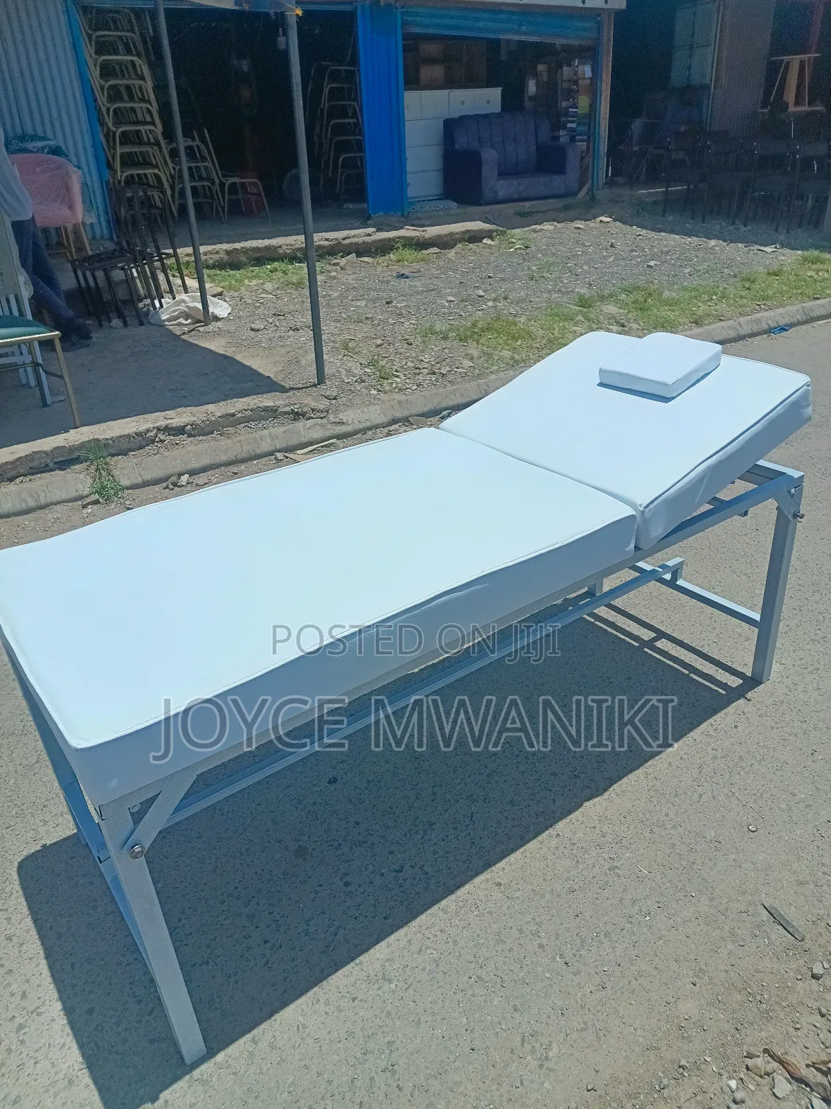 White Foldable Massage Bed