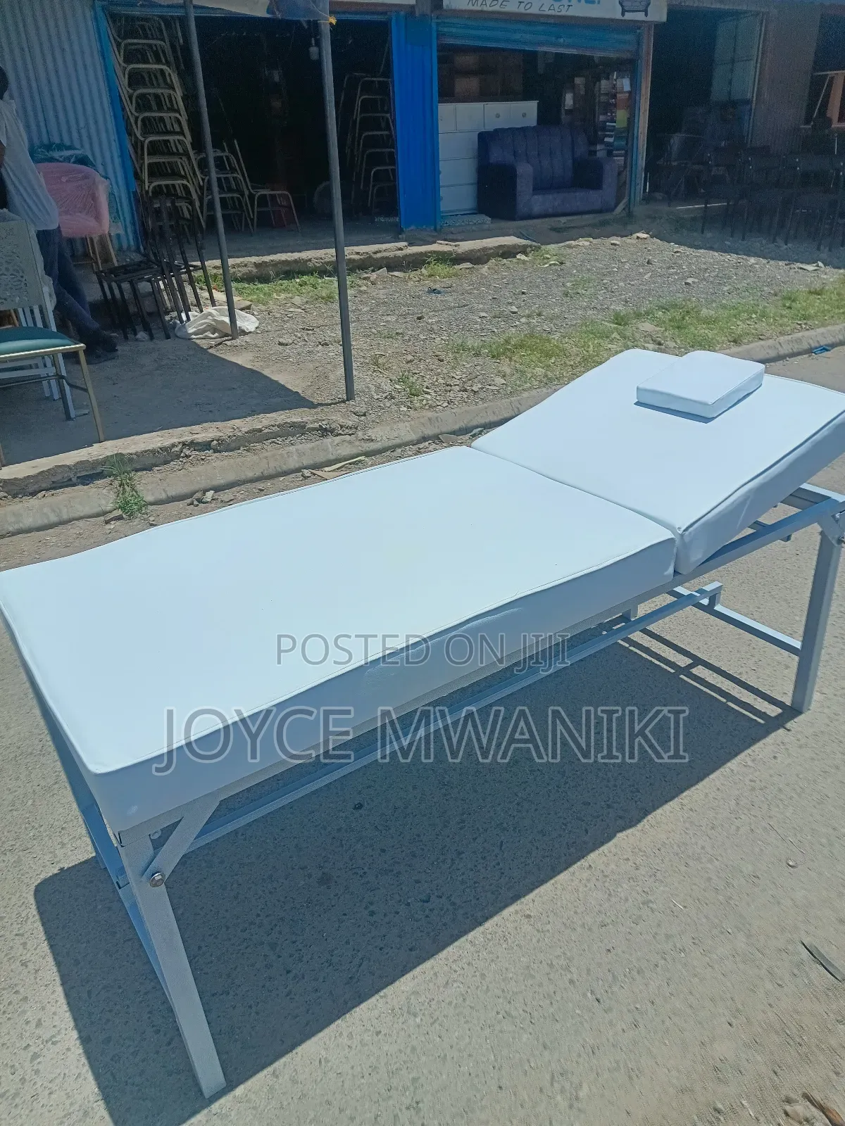 White Foldable Massage Bed