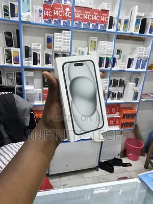 New Apple iPhone 15 128 GB Black