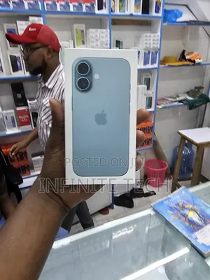 New Apple iPhone 16 256 GB Black