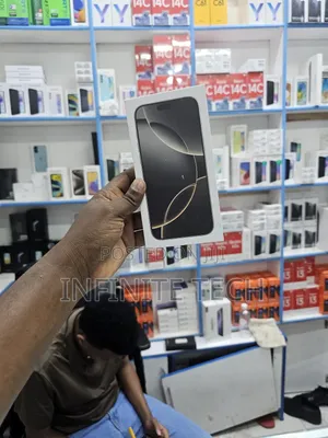 New Apple iPhone 16 Pro Max 256 GB Black