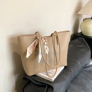 High Quality Handbag New Classy Design