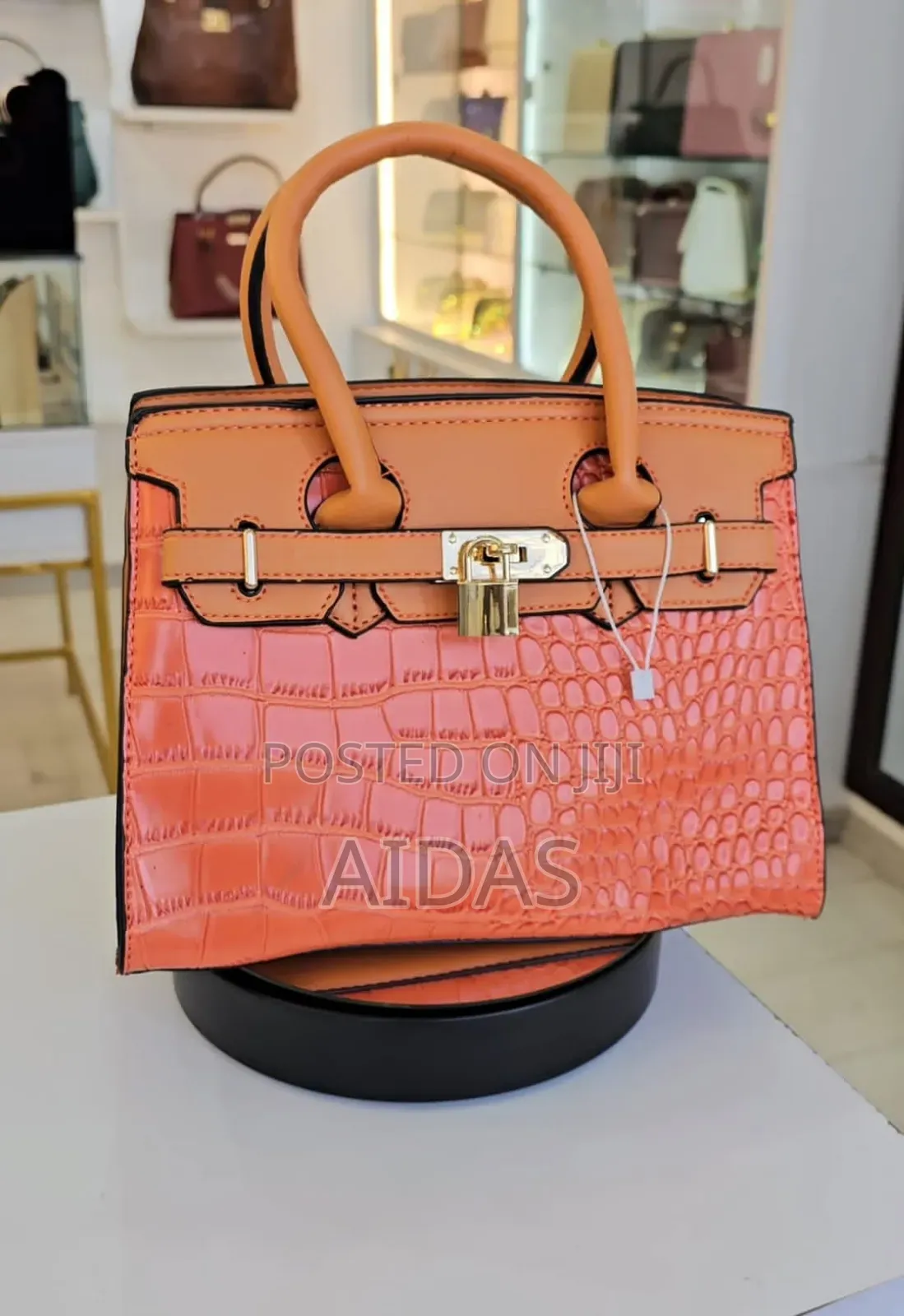 Elegant Handbag for Her