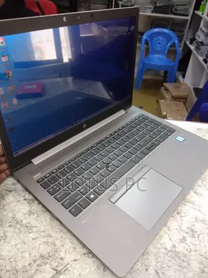 Laptop HP ZBook Studio G5 16GB Intel Core I7 SSD 512GB